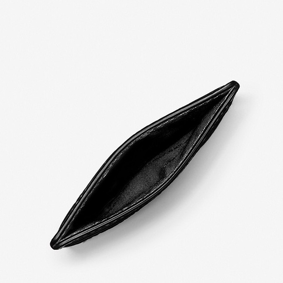 MICHAEL KORS
Reed Large Pebbled Leather Card Case - Picture 2 of 6